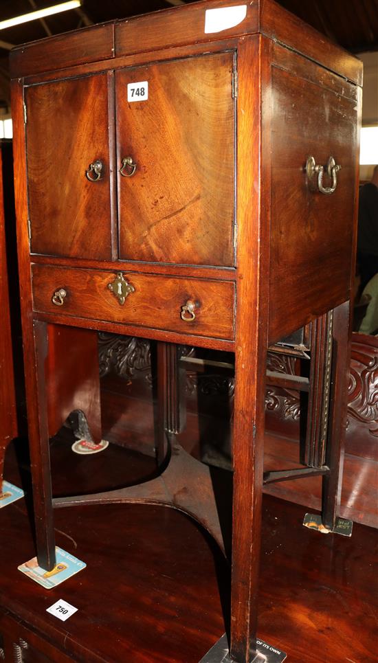 George III mahogany enclosed wash stand(-)